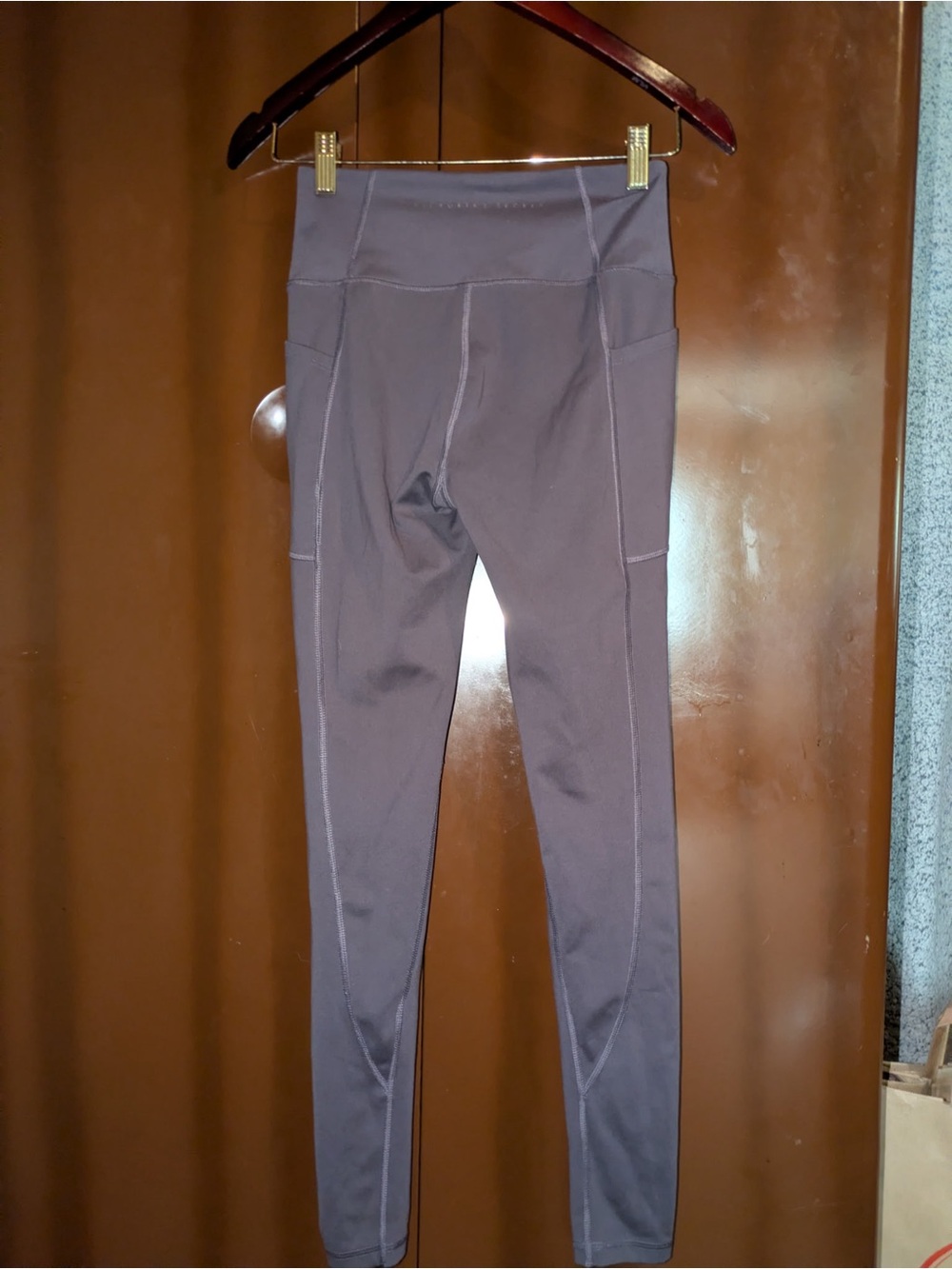 Victoria’s Secret Purple Leggings - Picture 2 of 4